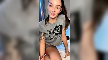 Tilly Toy Cumming Hard Snapchat Premium Porn Videos