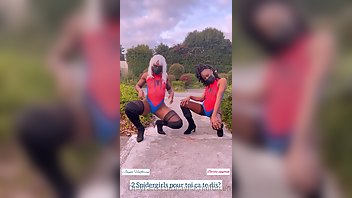 Jayna Halforcen Ma Vid O Spider Girl Vs Spidergirl Sortira Le D